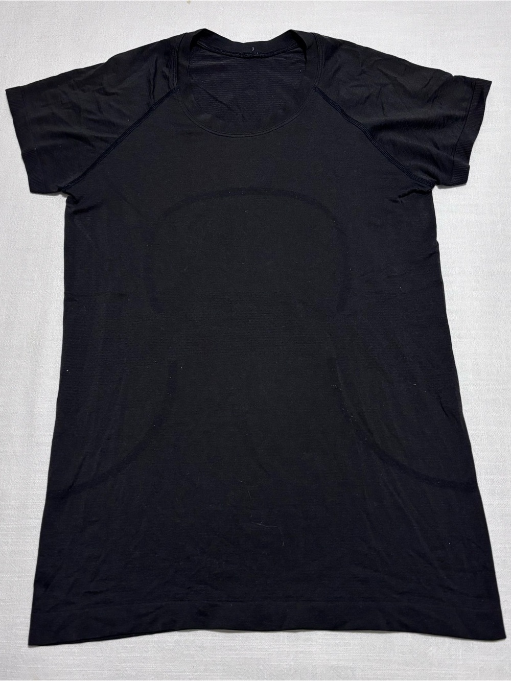 Black Lululemon Swiftly Tech Short Sleeve Shirt | Size 8